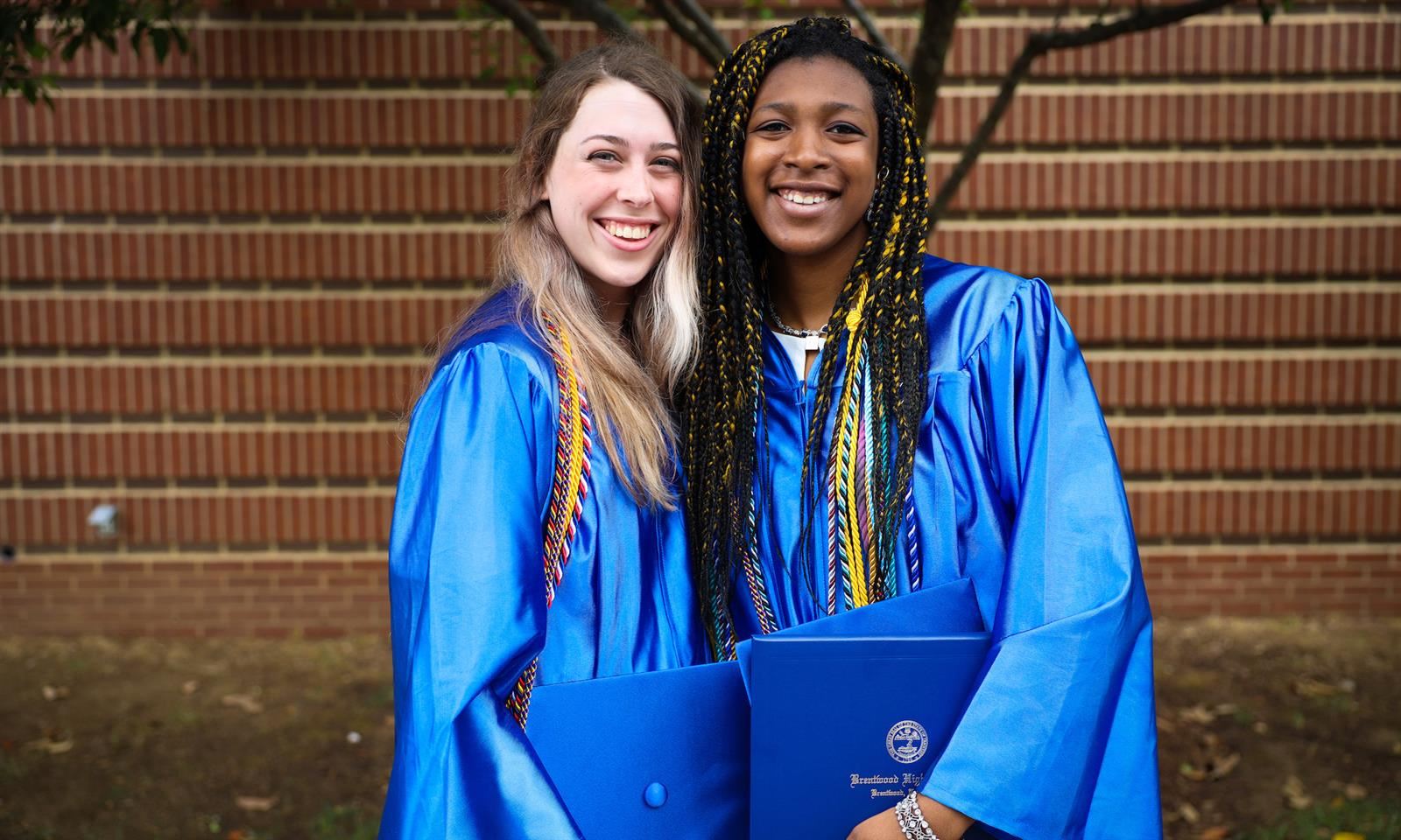 Brentwood High graduates